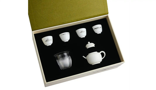 Four Classic Jingdezhen Porcelain Cups, Gongbei, and Teapot Set